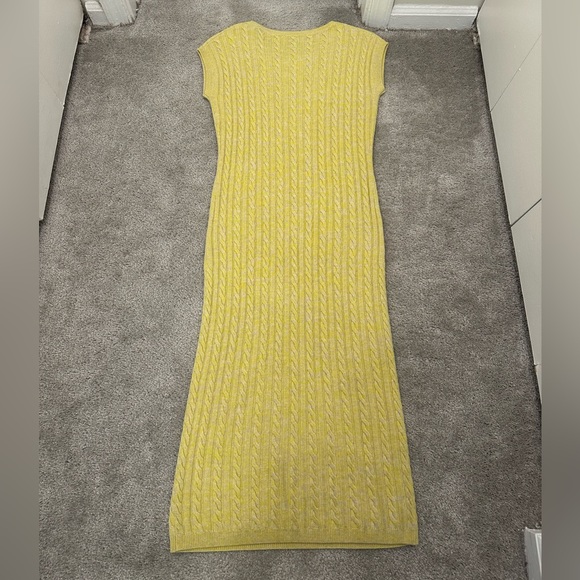 St. John Cable-Knit 100% Wool Maxi Two-Piece Set in Yellow Size XSmall - Picture 4 of 10